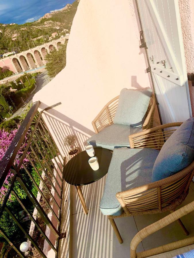 La Belle Vue-Charming Duplex Apartment With Sea View, 50 Meters From Beach And Private Parking Saint-Raphaël エクステリア 写真